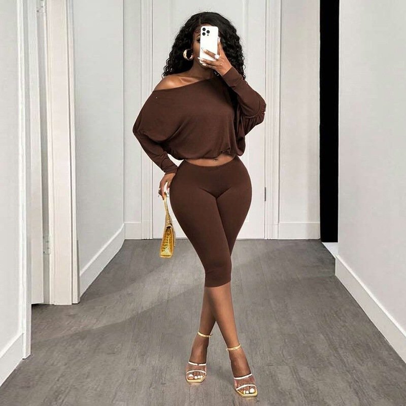 2025 European and American Cross-Border Women's Fashion Autumn Off-Shoulder Solid Color Long-Sleeve Crop Top Pullover and Cropped Pants Set - Image 2
